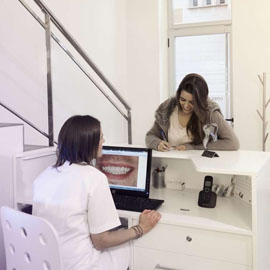 Atención al Cliente en Clínica Dental – On Line