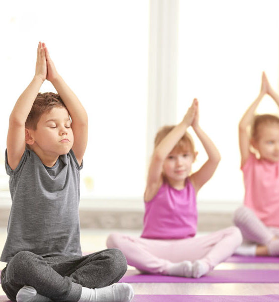 Yoga adaptado para la edad 0-3 años